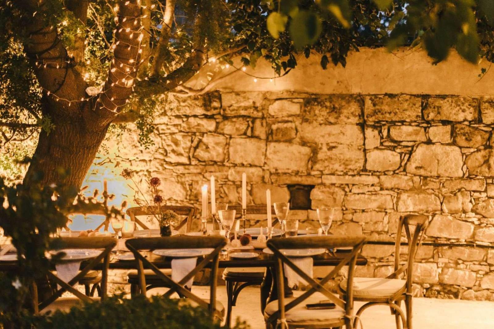Cecilias Courtyard Pensionat Malya Exteriör bild